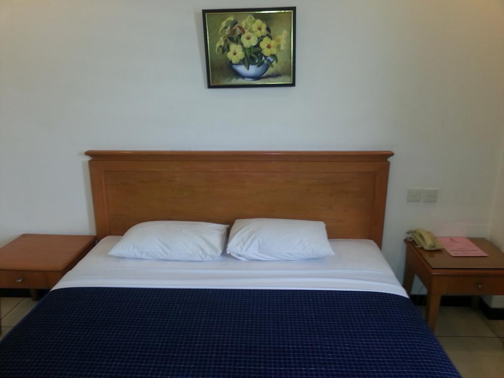 Hotel Fortuna 수라바야 객실 사진